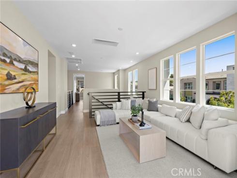77 Pelican , Irvine, CA