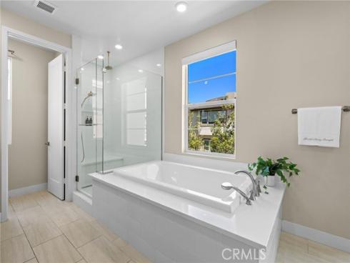 77 Pelican , Irvine, CA