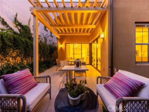 117 Petunia , Irvine, CA