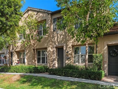 204 Overbrook , Irvine, CA