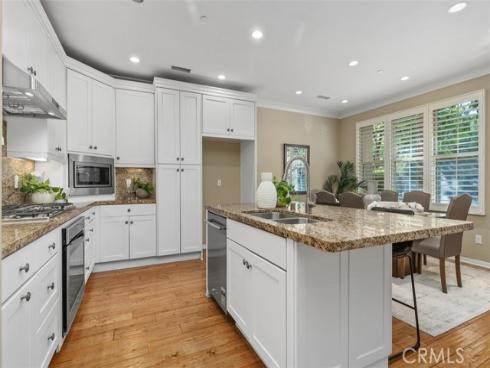 204 Overbrook , Irvine, CA