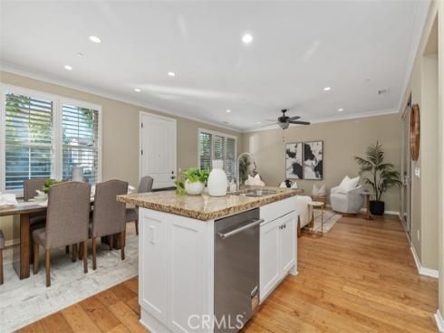 204 Overbrook , Irvine, CA
