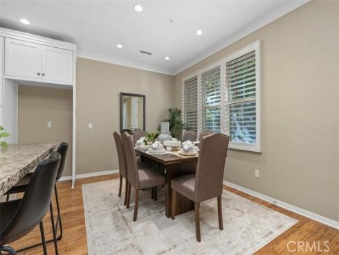 204 Overbrook , Irvine, CA