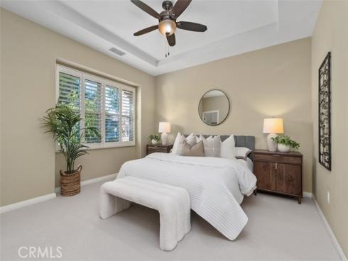 204 Overbrook , Irvine, CA