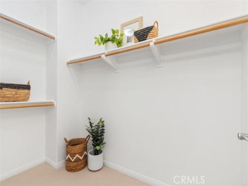 204 Overbrook , Irvine, CA