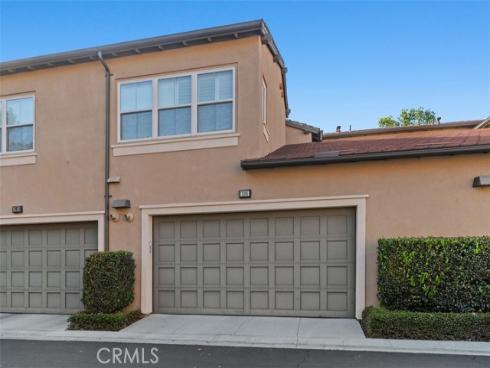 204 Overbrook , Irvine, CA