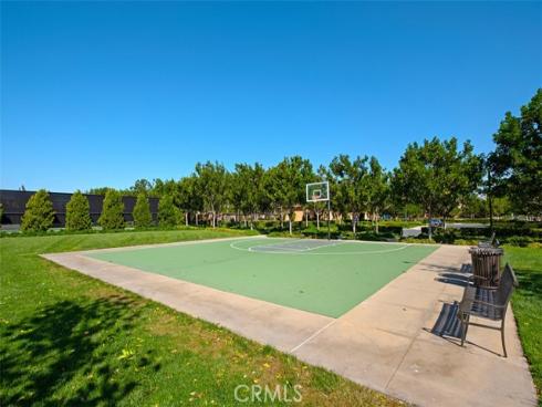 204 Overbrook , Irvine, CA
