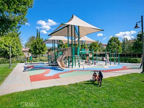 204 Overbrook , Irvine, CA