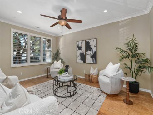 204 Overbrook , Irvine, CA