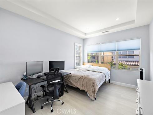 85 Rembrandt , Irvine, CA