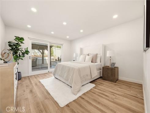 17 Whitney , Irvine, CA