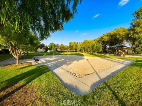17 Whitney , Irvine, CA