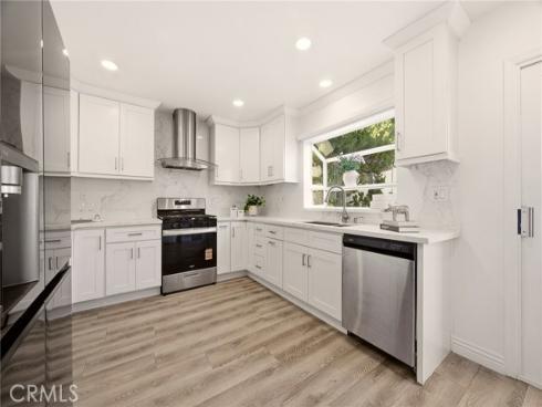 17 Whitney , Irvine, CA