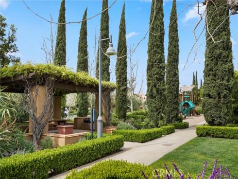 51 Regal , Irvine, CA