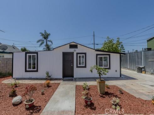 818 E Stearns Avenue, La Habra, CA