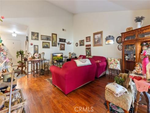 976 E La Habra 115 Boulevard, La Habra, CA