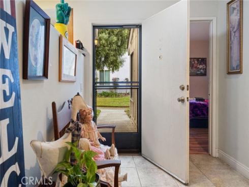 976 E La Habra 115 Boulevard, La Habra, CA