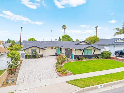 2571 Sidon Avenue, La Habra, CA
