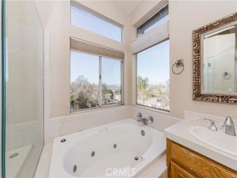 601 W Saint Andrews Avenue, La Habra, CA