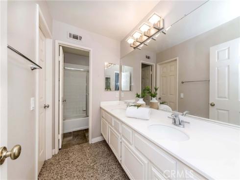 601 W Saint Andrews Avenue, La Habra, CA