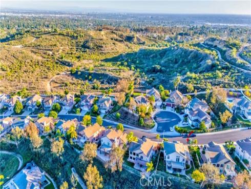 601 W Saint Andrews Avenue, La Habra, CA