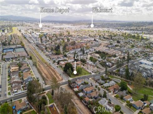 418 W Electric Avenue, La Habra, CA