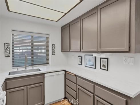 950 E La Habra Blvd 101 , La Habra, CA