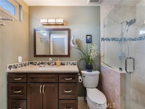 1018 E La Habra 238 Boulevard, La Habra, CA