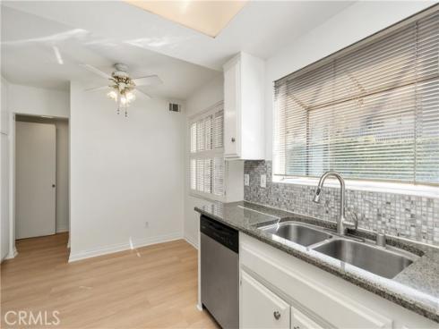 911 W Imperial  65 , La Habra, CA