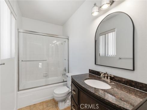 911 W Imperial  65 , La Habra, CA