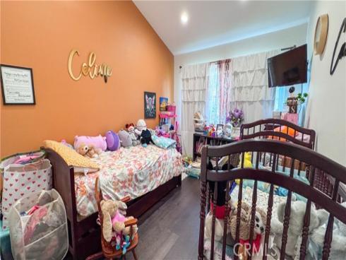 965 W Imperial  54 , La Habra, CA