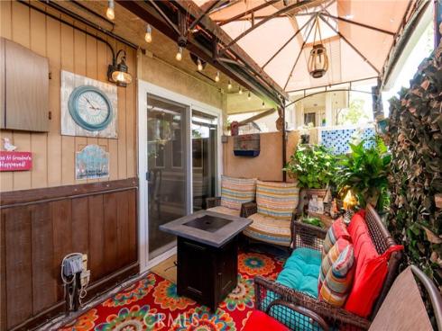 1064 Las Lomas A Drive, La Habra, CA