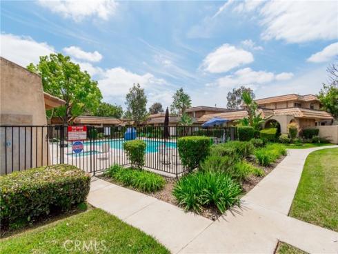 1064 Las Lomas A Drive, La Habra, CA