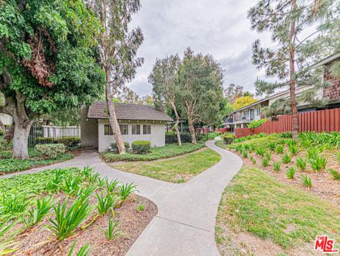 951 S Idaho 71 Street, La Habra, CA