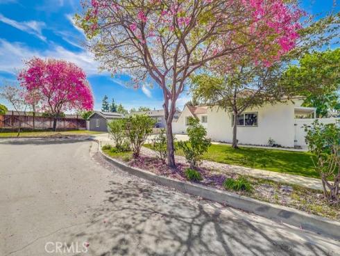 2020 Wilshire Avenue, La Habra, CA