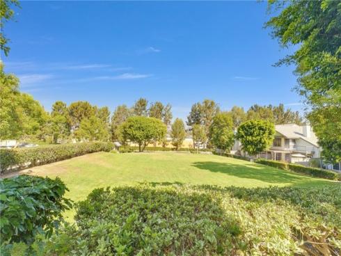 1309 S Country 2 Way, La Habra, CA