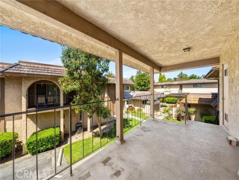 1196 Las Lomas D Drive, La Habra, CA