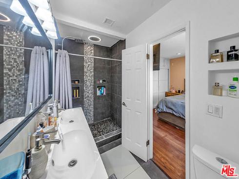 1300 Russell Street, La Habra, CA