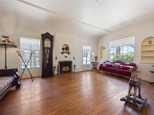 720 W La Habra   Boulevard, La Habra, CA