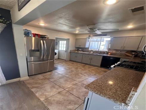 910 W Florence   Avenue, La Habra, CA