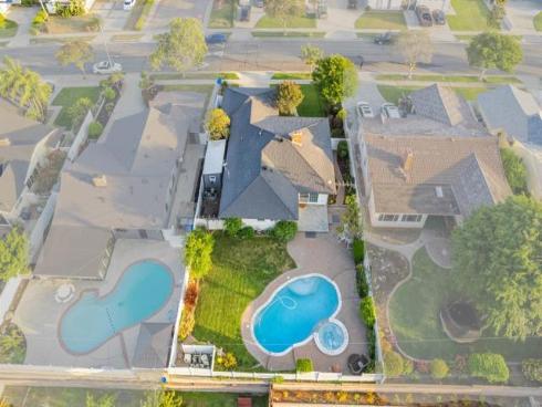 1651 W El Portal Dr , La Habra, CA