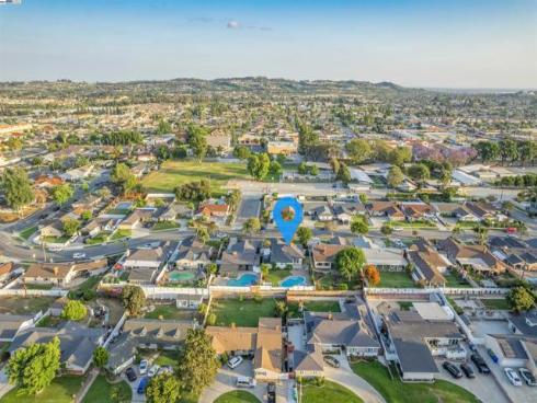 1651 W El Portal Dr , La Habra, CA