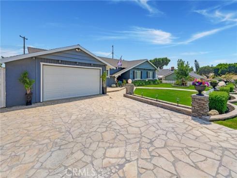 210 View Drive, La Habra, CA