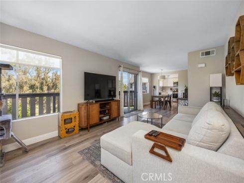 543 S Walnut 11 Street, La Habra, CA