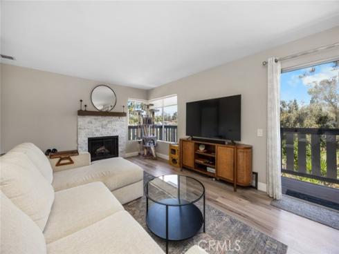 543 S Walnut 11 Street, La Habra, CA