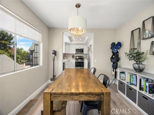 543 S Walnut 11 Street, La Habra, CA