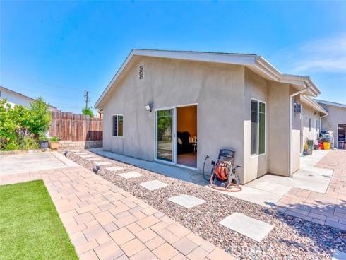 335 E Francis Avenue, La Habra, CA