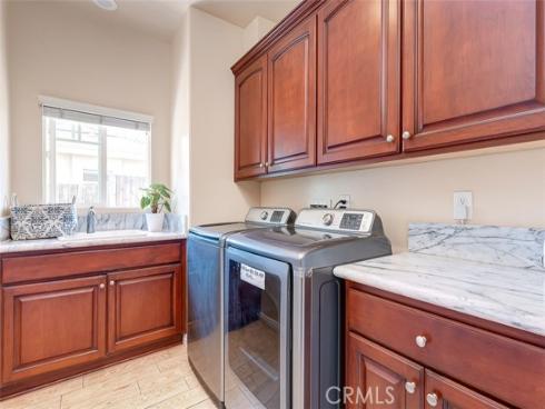 335 E Francis   Avenue, La Habra, CA