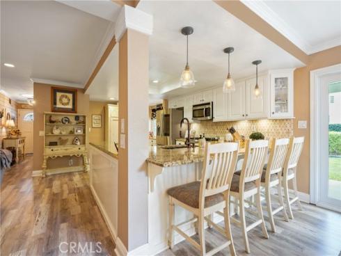 650 E Parkwood Avenue, La Habra, CA