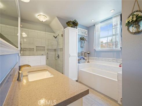 650 E Parkwood Avenue, La Habra, CA